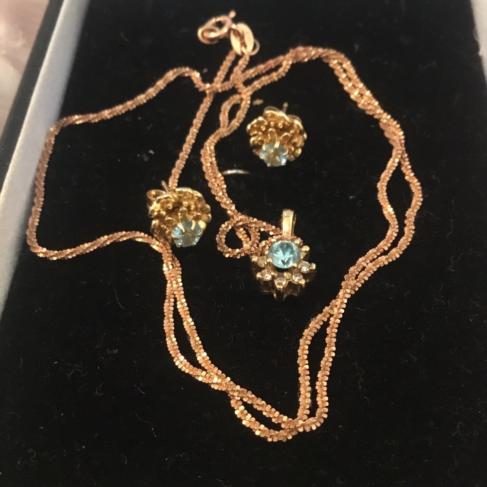 Vintage 14K Rose Gold Natural Blue Zircon & Diamond Accent Necklace